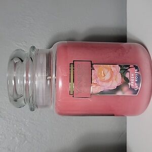 New Yankee Candle. Fresh Cut Roses 22oz